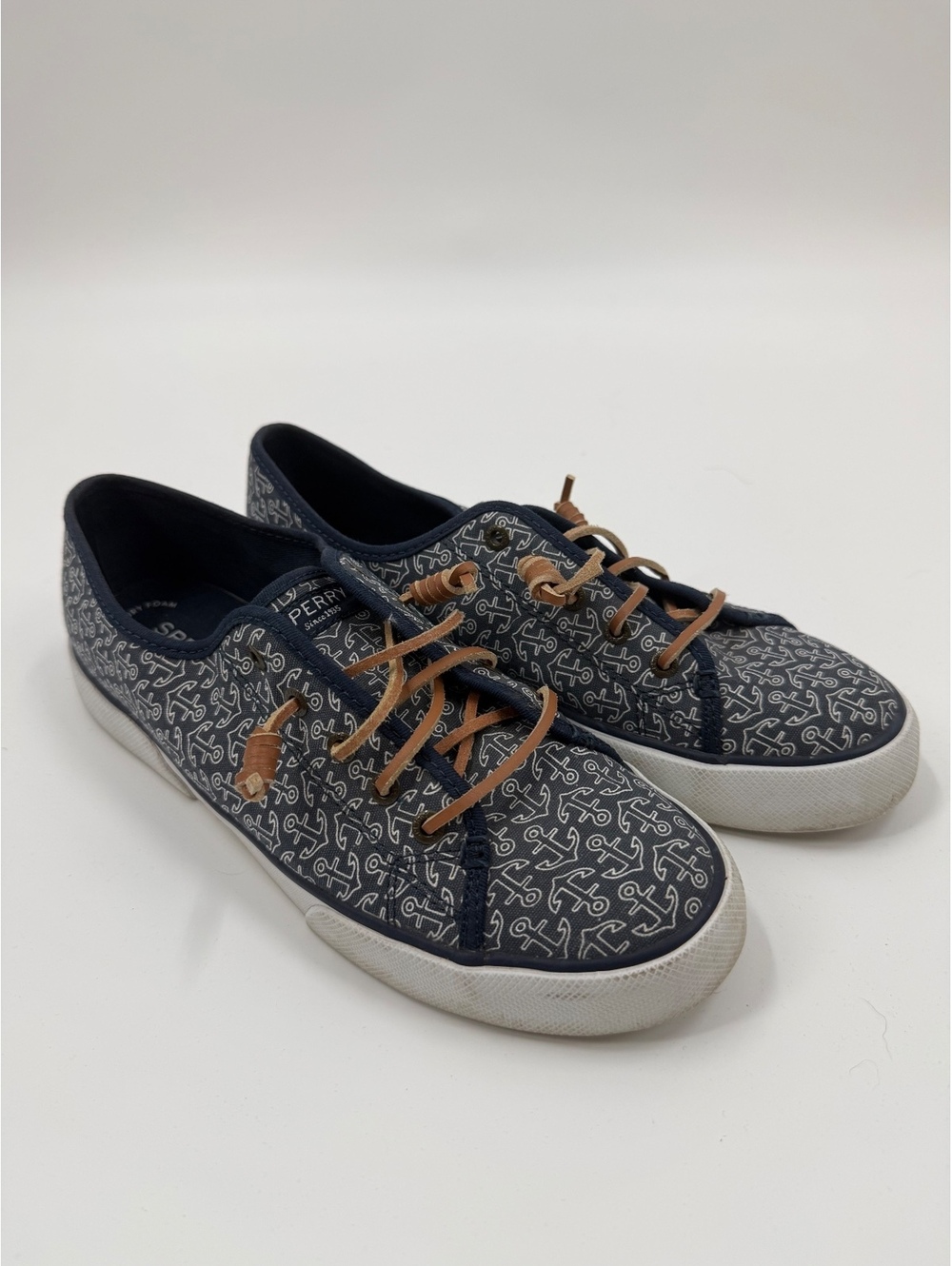 Sperry Crest Vibe Navy Anchor Print Canvas Sneakers Women’s Size 9M